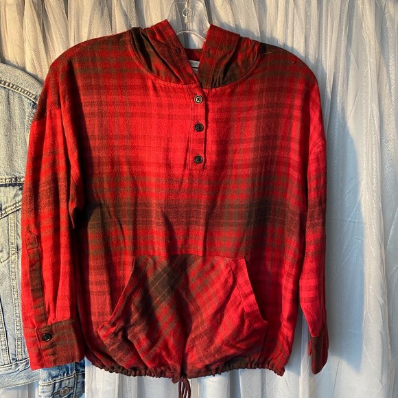 LEVIS JEAN JACKET AND UO HOODIE TOP (XS) (EUC/GUC) - Picture 10 of 10